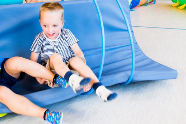 2 Jungen im Parcours