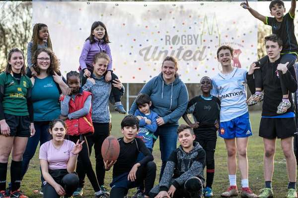 Kinder und Jugendliche bei Rugby Event