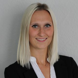Portraitbild Carolin Hasselkamp Carolin Salm
